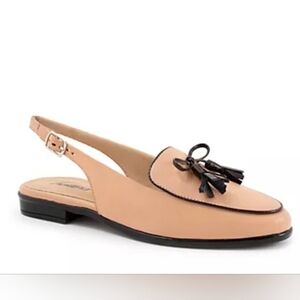 Trotters Lillie Beige Slingback Loafers with Tassels